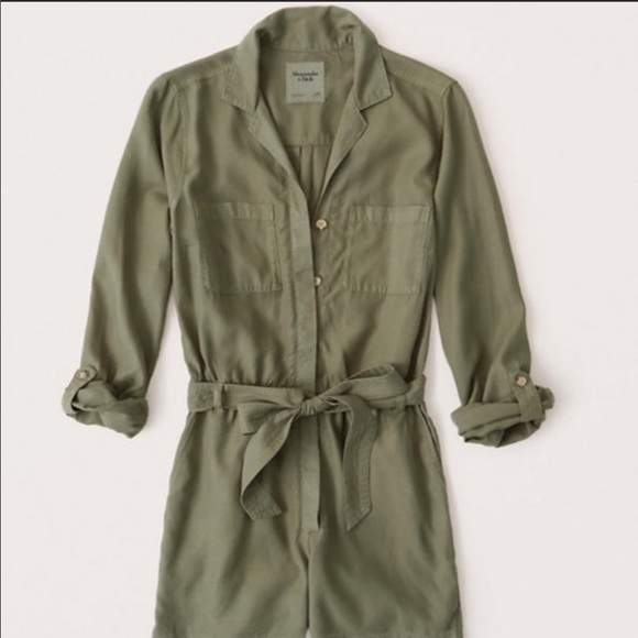 A&F Utility Romper - Picture 2 of 4